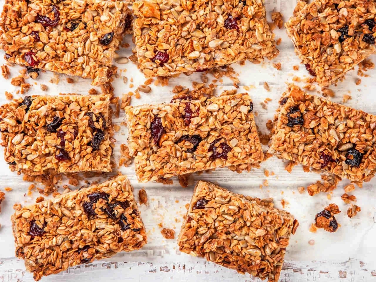 Jak zrobić batona proteinowego w prosty sposób - zdrowy przepis na domowe batony Jak zrobić batona proteinowego w prosty sposób - zdrowy przepis na domowe batony