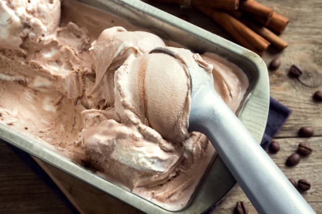 Przepisy na zdrowe lody bez cukru, które pokochasz i zrobisz łatwo Przepisy na zdrowe lody bez cukru, które pokochasz i zrobisz łatwo